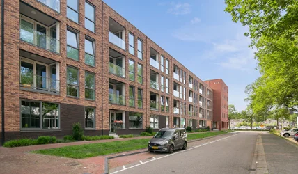 free-sector-houses for rent on Toon Dupuisstraat 77