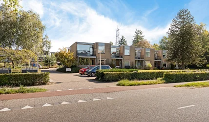 free-sector-houses for rent on Loenenseweg 41 H